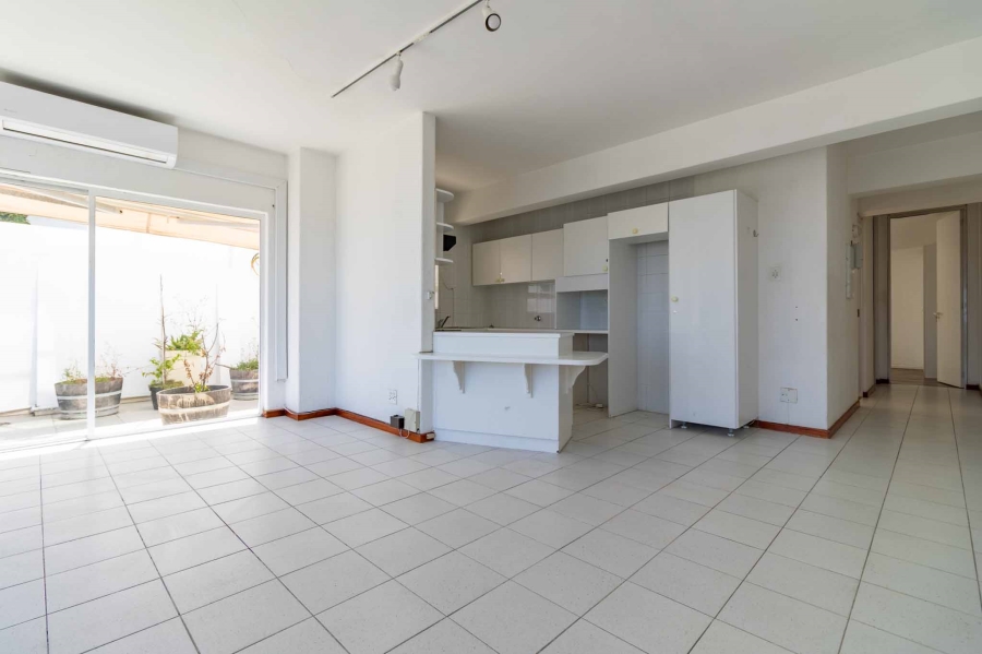 To Let 2 Bedroom Property for Rent in Clifton Western Cape